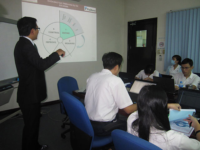 Đào tạo triển khai Six Sigma - Fujikura (ngày 06 & 07 & 08-11-2013)